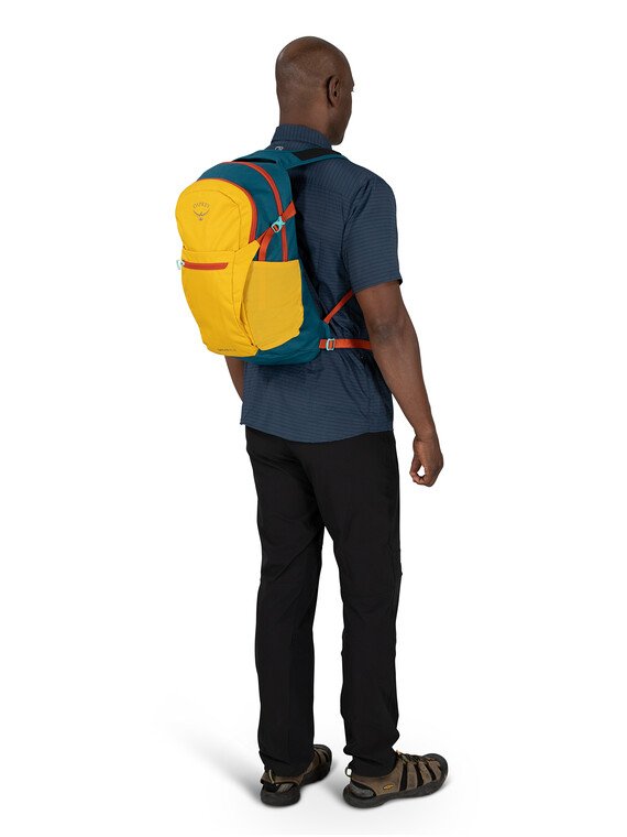 Osprey Daylite Plus - Cosmic Red
