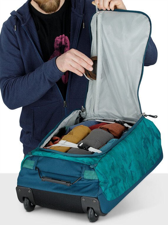 Osprey Daylite Carry-On Wheeled Duffel 40 - Black
